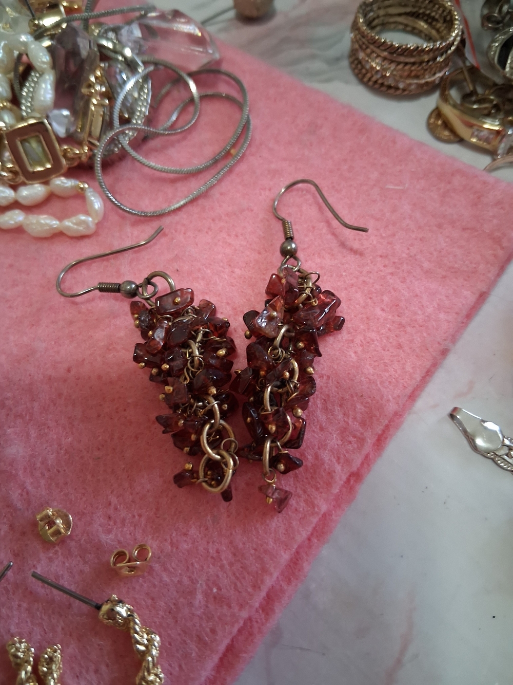 Source Unknown Garnet-Red Cluster Drop Earrings